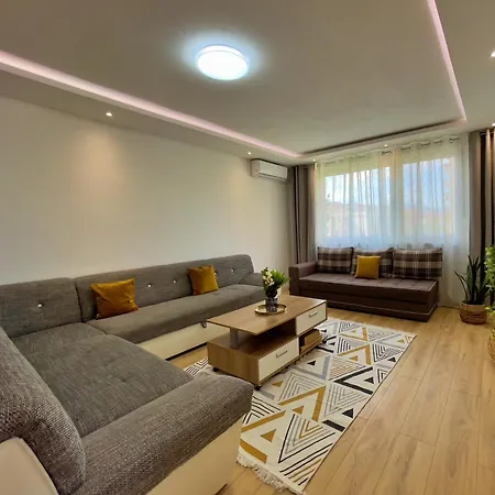 Urban Nest 아파트 *